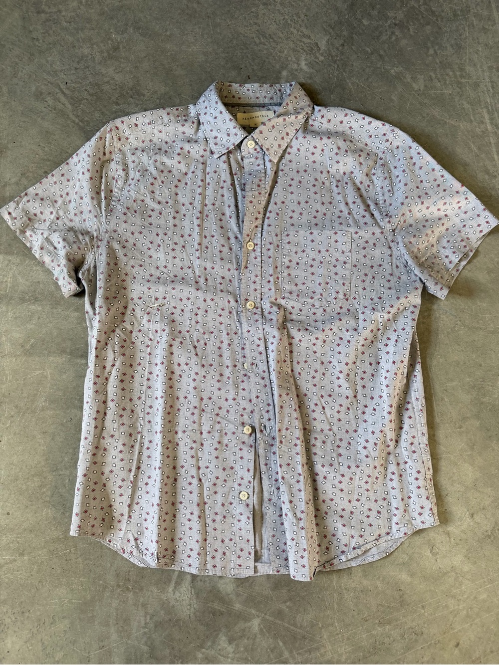 Aeropostale Men's Cotton Grey Geometric print Short-Sleeve Print Shirt